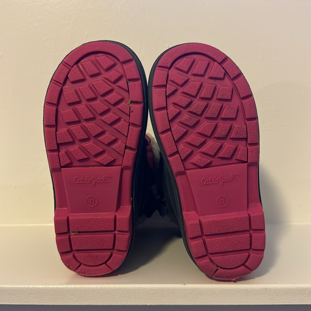 Cat & Jack Snow Boots Size 11 - Picture 3 of 3